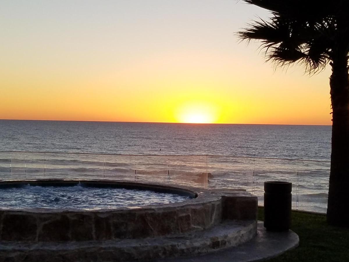'Luxury Oceanfront Penthouse With Pools, Jacuzzis And Spectacular Ocean Views' Rosarito Exterior foto